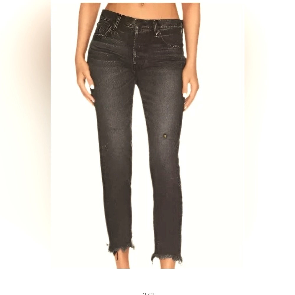 Moussy Merry Tapered Mid Rise Jeans.
Distressed black 
NWOT